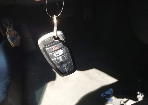 2017 Ford Mustang V6 z USA, uszkodzony, nr VIN 1FATP8EM9H5247864